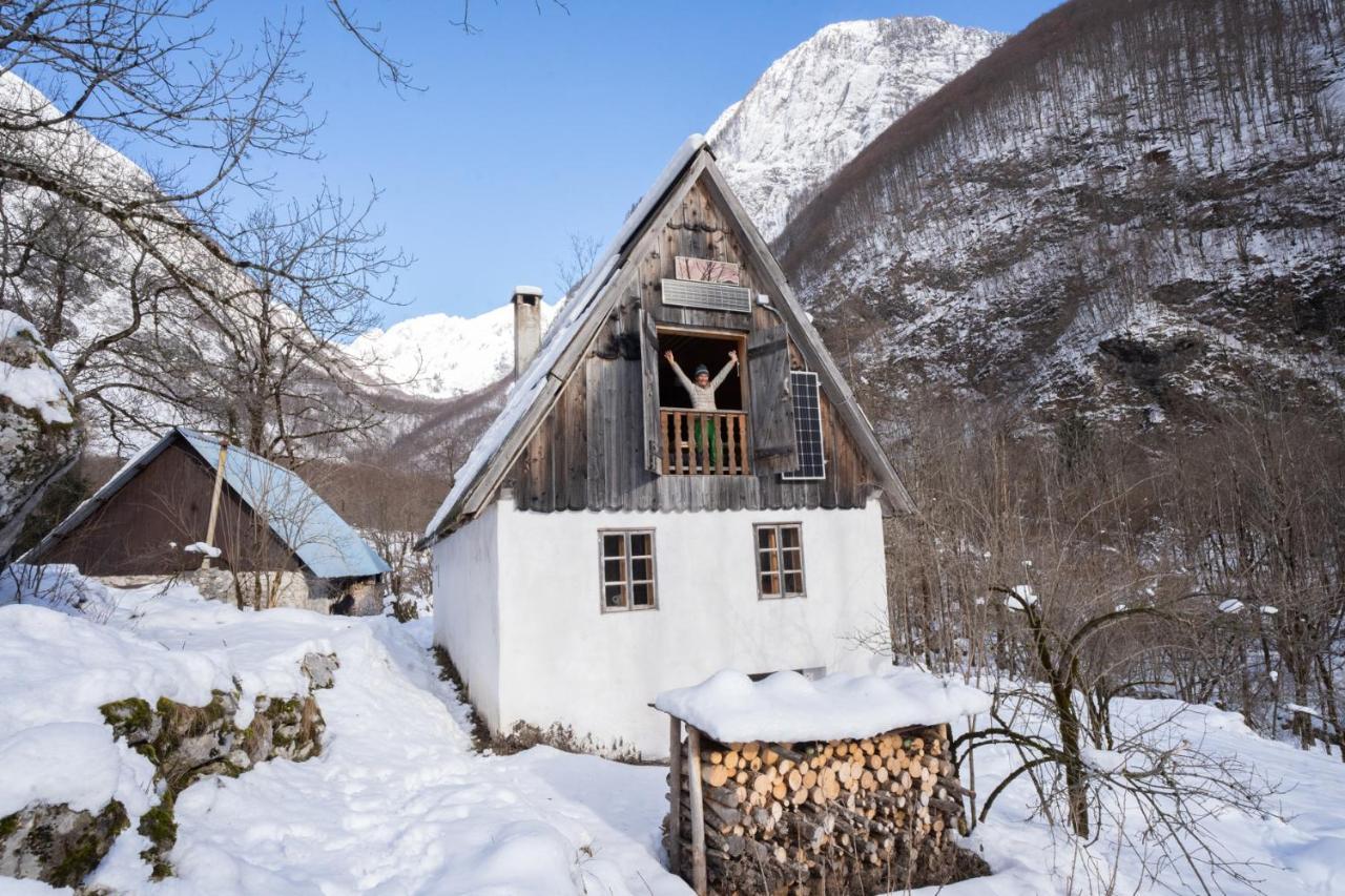 Bezgova Hisica Villa Bovec Buitenkant foto