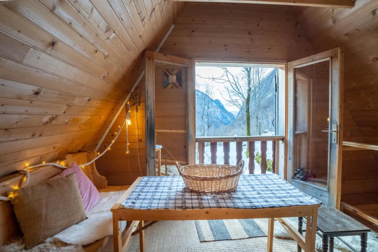 Bezgova Hisica Villa Bovec Buitenkant foto