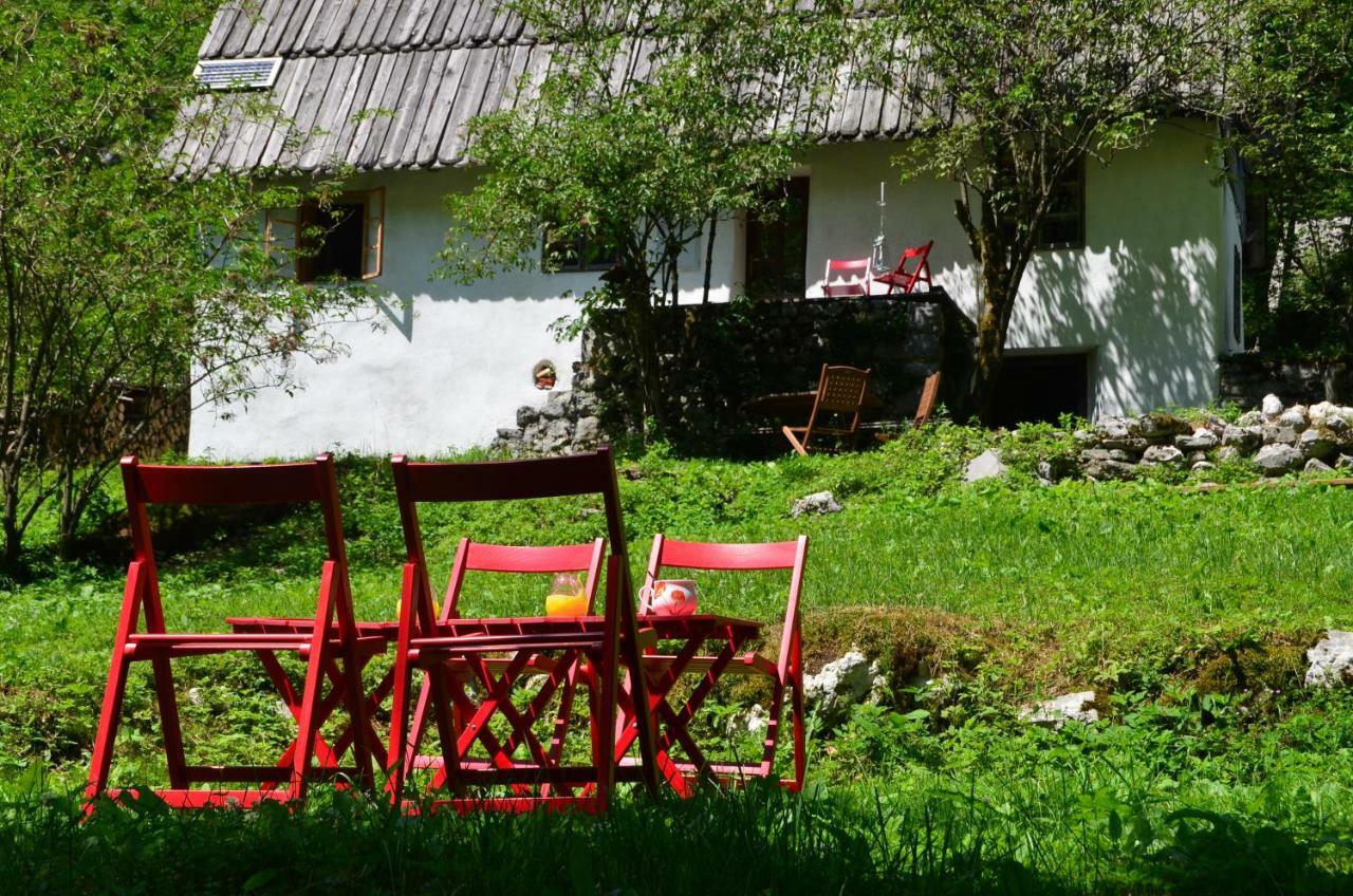 Bezgova Hisica Villa Bovec Buitenkant foto